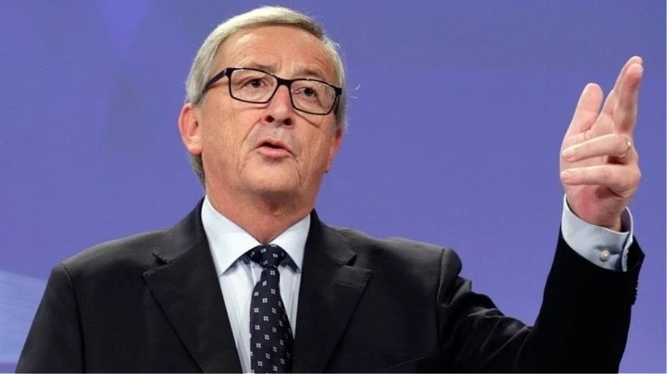 Ο Γιούνκερ απαντά ειρωνικά στον Σαλβίνι